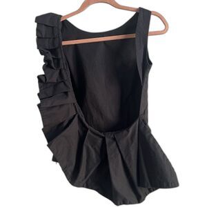 Exposed Back Ruffle Blouse Quiet Luxury Designer Elegant Wymann Size 2